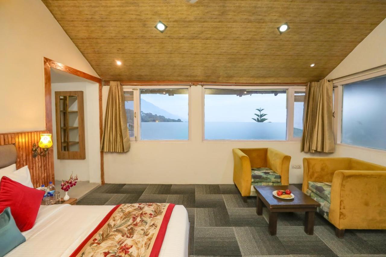 Regenta Resort Exotica Dharamshala On Hilltop Екстериор снимка